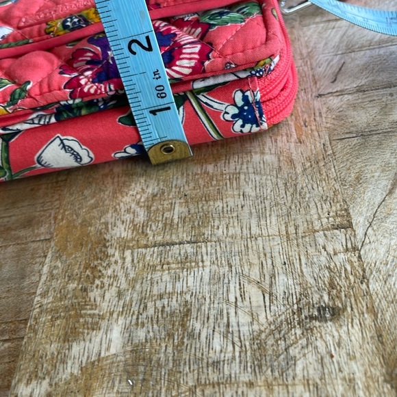 Vera Bradley crossbody wallet - Picture 9 of 9